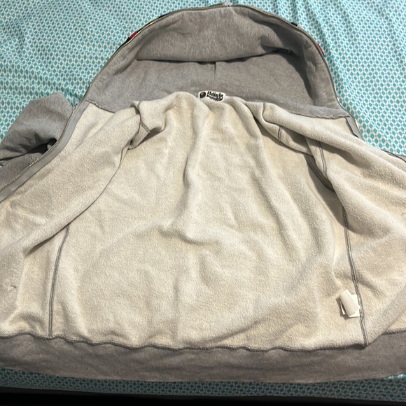 Bape Hoodie - Picture 5 of 7